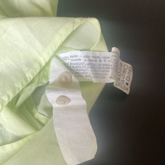 NWOT Zara l/s button up . Sheer but not see through pale neon yellow size S - Picture 3 of 3
